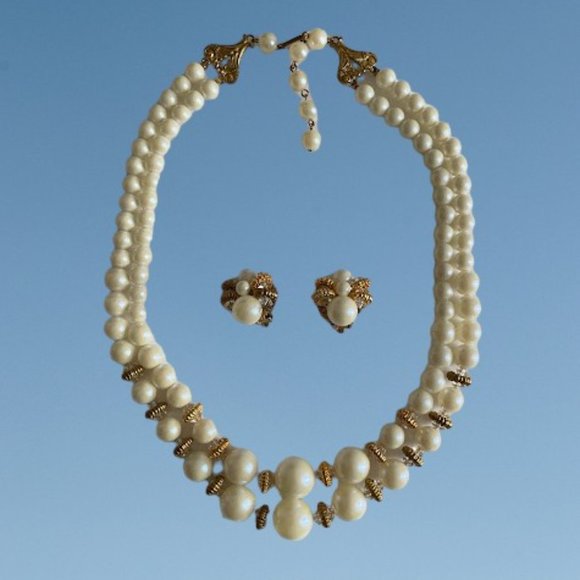 Vintage Retro Chunky Faux Pearl & Gold Tone Crystal Necklace Earrings Set 1950's - Picture 5 of 11